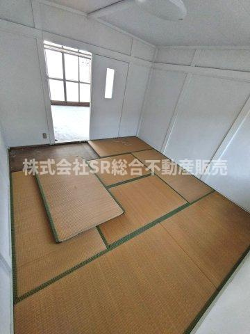 太平寺２丁目中古テラスハウスの寝室|落ち着いて過ごせるお部屋なので、寝室にいかがでしょうか