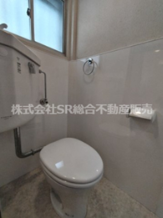 太平寺２丁目中古テラスハウスのトイレ|コンパクトで使いやすいトイレです