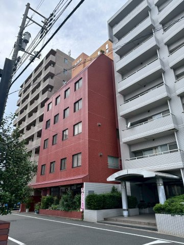 岡山市一棟ビルの外観