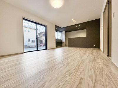 【前面道路含む現地写真】 | 閑静な住宅街に1区画の分譲地が登場!