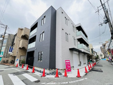 ウィステリア門戸の画像