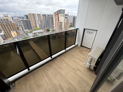 【バルコニー】 | Granriver HAKATA | 別号室の写真になります。現況優先。