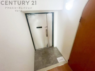 落ち着いた玄関です