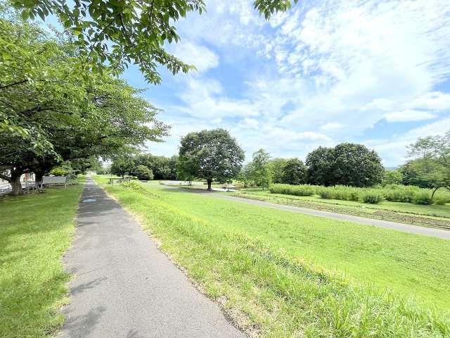 福生市南田園３丁目　土地全3区画の周辺|2025年撮影