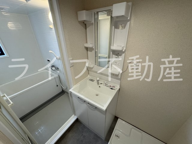 サンハイム南山本の独立洗面台|朝の身支度には欠かせない独立洗面化粧台