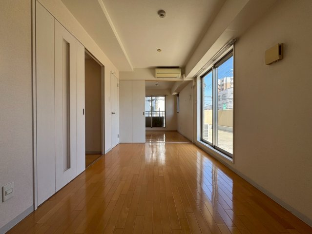 ルグラン弐番館の居間・リビング