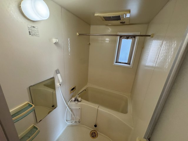 ルグラン弐番館の浴室