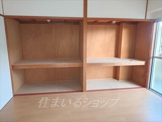 広島市安佐北区落合２丁目の賃貸マンションの収納