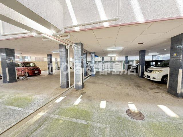 グレイスガーデン新森Ⅱ号館の駐車場
