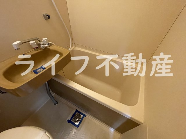 プレアール小若江の浴室|落ち着いた空間のお風呂です