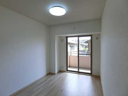 D’レスティア庚午の洋室