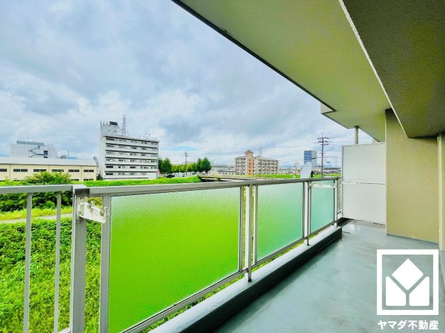 丹波橋日光ハイツのバルコニー