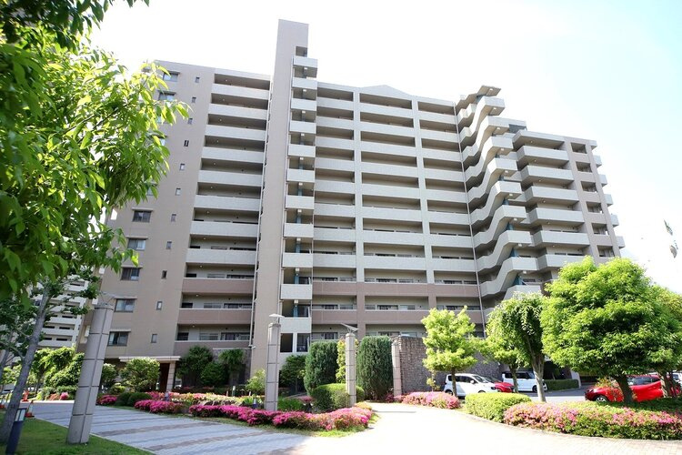 ナタリーマリナタウンイーストブリッジ参番館の外観