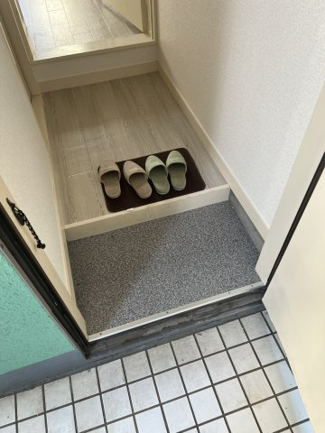 プラザ・ドゥ・モーリスC棟の玄関