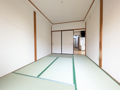 ６帖の和室あり