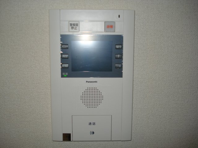 ＳＩＭ（シム）の内装|カメラ付インターホン