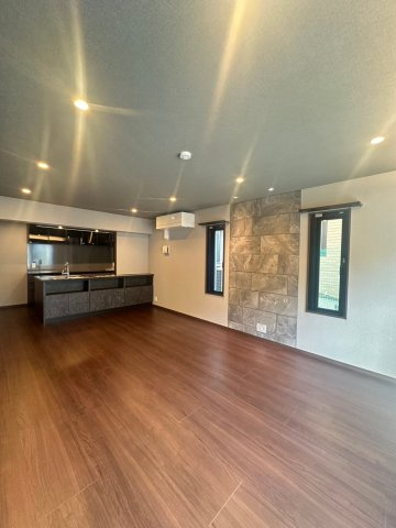 S-RESIDENCE平尾WESTの居間・リビング