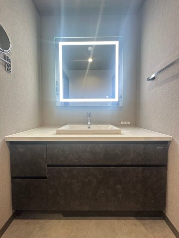 S-RESIDENCE平尾WESTの独立洗面台