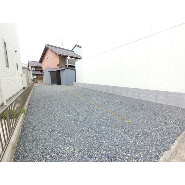 羽島郡笠松町新町の駐車場
