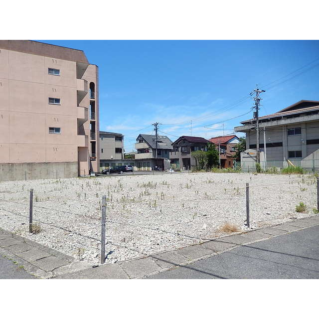 岐阜市鏡島精華１丁目の駐車場の駐車場