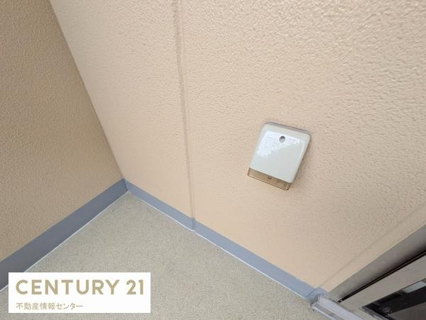 【バルコニー】 | リバーガーデンみなと通り | 広々としたバルコニースペースです！コンセントもあります！