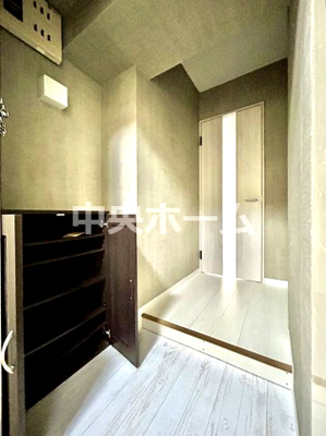 【玄関】 | ヌーベルメゾン鶯谷 | がん間