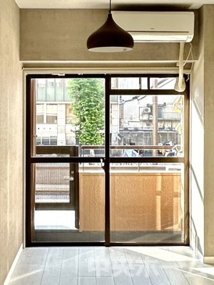 【バルコニー】 | ヌーベルメゾン鶯谷 | バルコニー