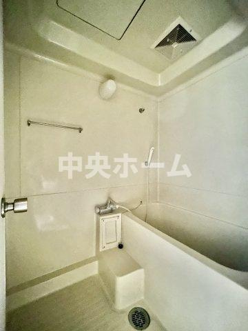 ヌーベルメゾン鶯谷の浴室|バスルーム