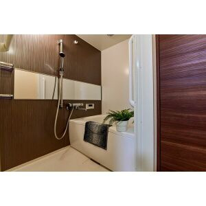 アベニューイズミの浴室