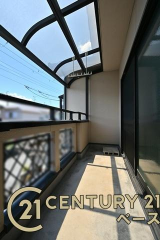 桜井市西之宮　一戸建のバルコニー|■現地撮影写真■日当たりのよいバルコニー！洗濯物もよく乾きます！