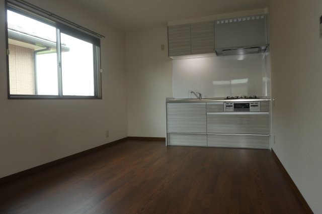 ペルレＢのキッチン|ダイニングキッチン