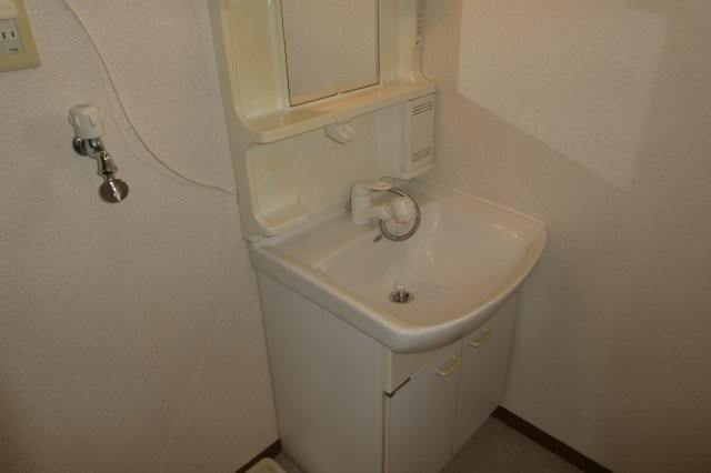 ペルレＢの独立洗面台|シャンプードレッサー