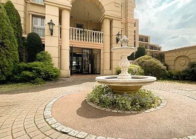 【エントランス】 | ヴェレーナ鳩ヶ谷