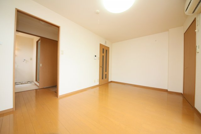 Hillside山の神の居間・リビング