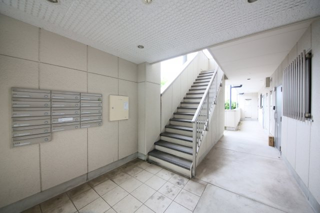 Hillside山の神のロビー