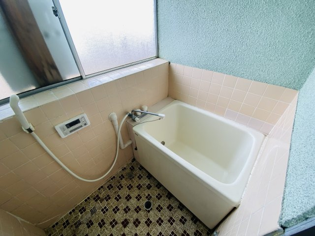 サンエイトハイツの浴室|日々の疲れを癒すお風呂付です