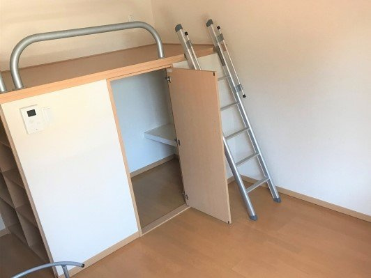 レオネクストエーデルハイムⅡの寝室|ゆとりの広さです