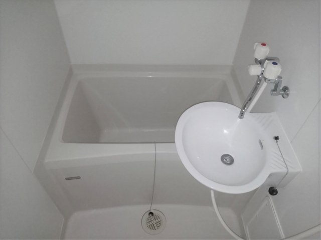 レオネクストエーデルハイムⅡの浴室|お風呂で日々の疲れを落としましょう