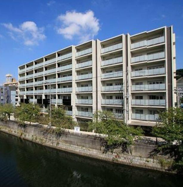 クリオ南太田の外観