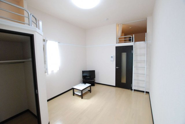 レオネクスト相棒の居間・リビング|ゆったりとしたリビングです