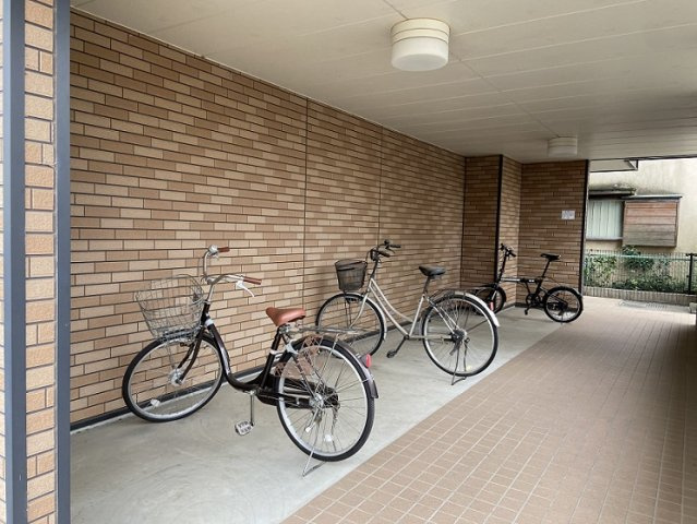 レオネクストヴォラーレのその他|駐輪場