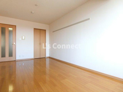 【内装】 | ルガール白水沢 | １１．１帖の洋室です。