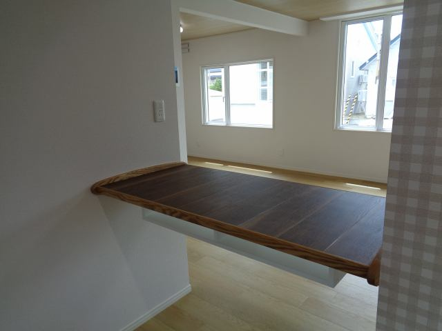 【キッチン】 | 北見市清見町３８番１０６、３８番１２０　中古売家 | キッチンカウンター