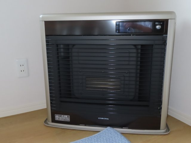 【冷暖房・空調設備】 | 北見市清見町３８番１０６、３８番１２０　中古売家 | 灯油暖房機