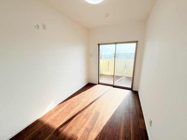 ミルコマンション曙シーフロントビューの洋室