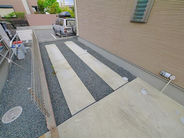 ベルリード宝来Cの駐車場|駐車スペースもあります