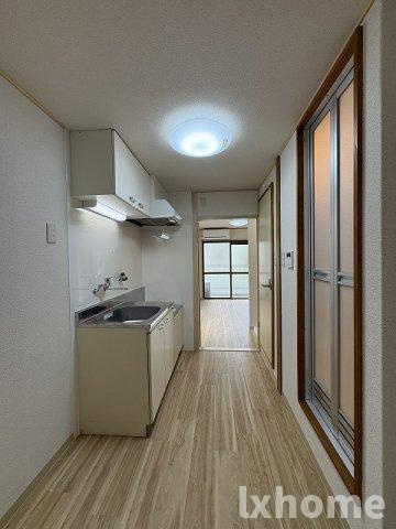 エンジェリマンションの玄関|明るい玄関です