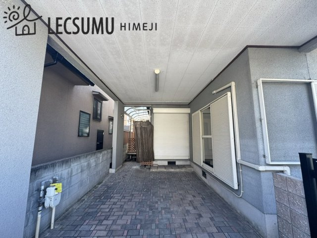 姫路市白浜町/中古戸建の駐車場