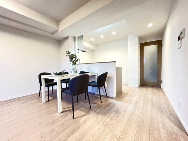 ダイアパレス宝塚月見山の居間・リビング