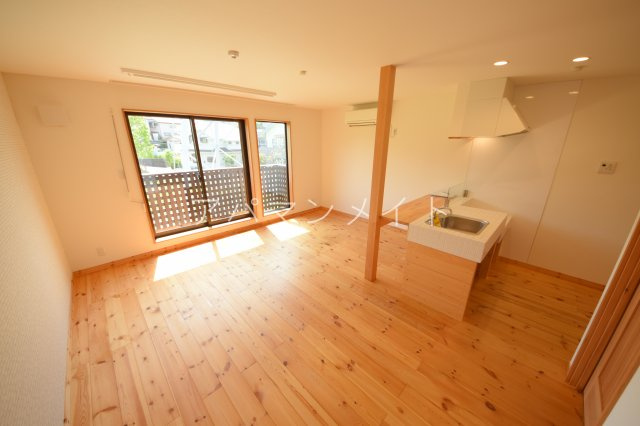 【居間・リビング】 | プリムヴェール | 戸塚周辺ならアパマンメイトへＬｅｔｓ Ｇｏ ！